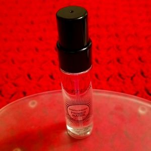 Photo Finish Primer Water. New